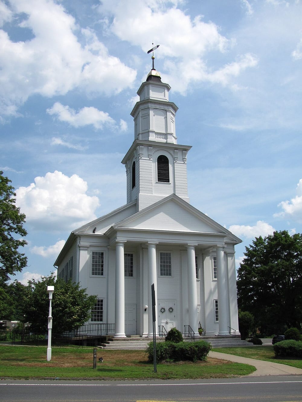 Southwick Congregational Church in Southwick, Massachusetts